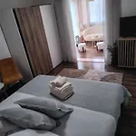 Buzolic 3 * Hvar Town