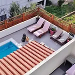 Appartement Buzolic 3 *