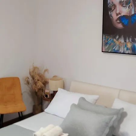 Апартаменты Buzolic 3 Хвар