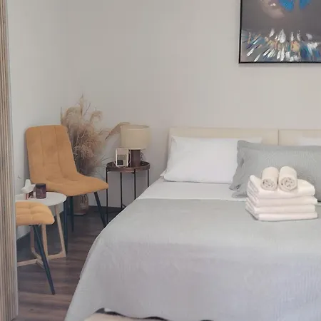 Buzolić 3 * Hvar Town