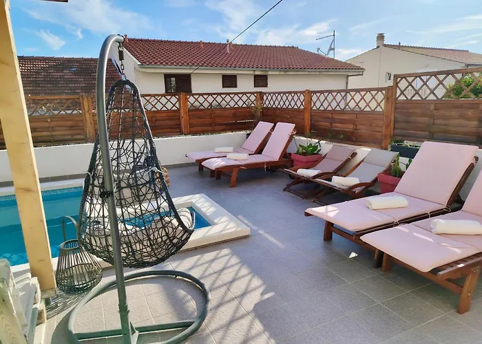 アパート Buzolic 3