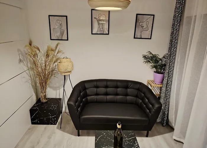 Buzolic 3 * フヴァル